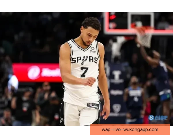 马刺队单手罚球新策略引热议 练习与实际应用的挑战与思考